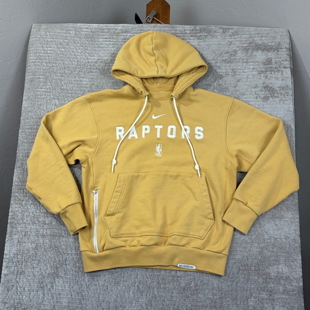 Nike Toronto Raptors NBA Standard Issue Hoodie Gold FB6130-725 Mens Medium